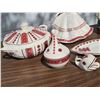 Image 5 : Ukrainian Embroidery Motif Ceramic Figurines