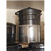 Image 2 : Enamelware Roasting Pans and Stainless Steel Stock Pots