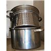 Image 6 : Enamelware Roasting Pans and Stainless Steel Stock Pots