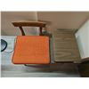 Image 3 : Mid-Century Modern Telephone Table with Orange Cushion