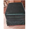 Image 3 : Green Velvet Upholstered Footstool