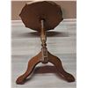 Image 3 : Round Wooden Side Table with Scalloped Edge and Tripod Base