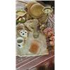 Image 4 : Lot: Framed Floral Print, Harmony Wall Clock, Hats, Vases, and Home Decor