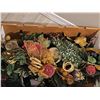Image 2 : Artificial Holiday Floral Arrangements and Basket