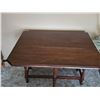 Image 3 : Drop Leaf Wooden Dining Table with Turned Legs