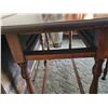 Image 8 : Drop Leaf Wooden Dining Table with Turned Legs