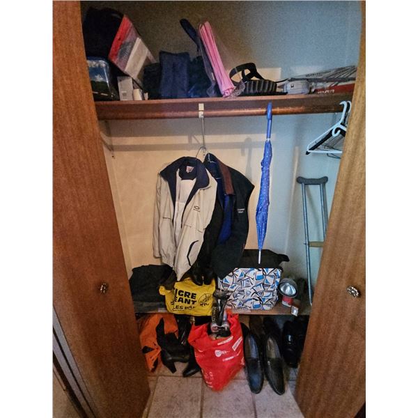 Lot: Closet Misc Men’s Clothing, Shoes, Umbrella, Crutch