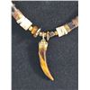 Image 3 : Horn and Shell Bead Necklace with Leaf Motif Pin Set