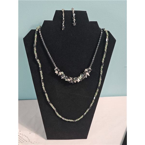 Magnetic Jewellery Lot with Necklace and Earrings Set