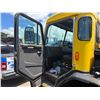 Image 11 : 2017 Peterbilt PB520 Refuse Truck w/ McNeilus Garbage Body (For Repair or Parts Only)