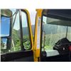 Image 29 : Autocar Xpeditor Refuse Truck w/ McNeilus Garbage Body (For Repair or Parts Only)