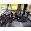 Image 11 : Peterbilt Refuse Truck w/ McNeilus Garbage Body (For Repair or Parts Only)