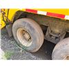 Image 23 : Peterbilt Refuse Truck w/ McNeilus Garbage Body (For Repair or Parts Only)