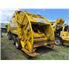 Image 4 : Peterbilt Refuse Truck w/ McNeilus Garbage Body (For Repair or Parts Only)