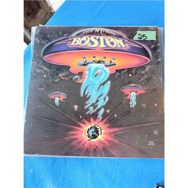 BOSTON SPACESHIP ARTWORK VINYL RECORD