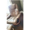 Image 2 : Palliser Euro Style Ergonomic Stressless Reclining Chair & Stool A