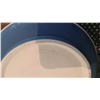 Image 10 : Blue & White Decor A