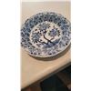 Image 6 : Blue & White Decor A
