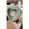 Image 2 : Wedgewood A
