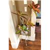 Image 1 : Plant Stand, Plant A