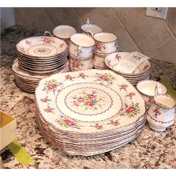 Royal Albert Petit Point A