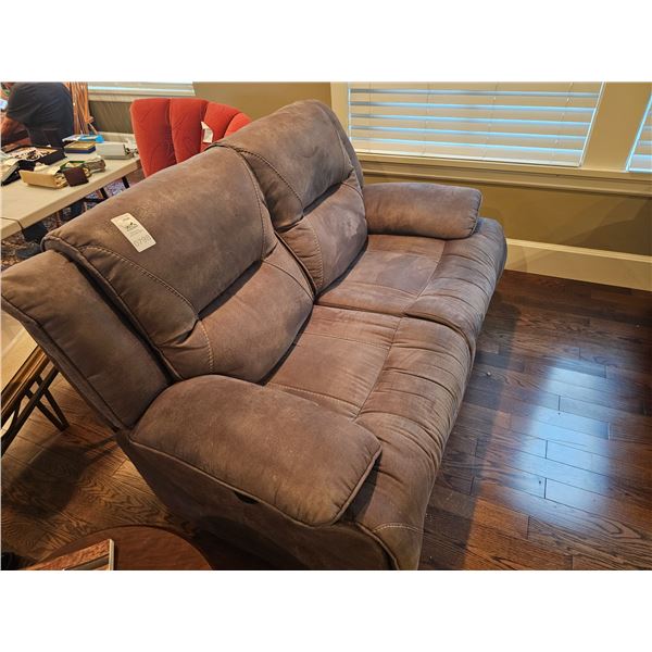 Reclining Love Seat C