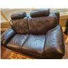 Image 3 : Leather Love Seat C