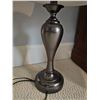 Image 2 : Lamps B