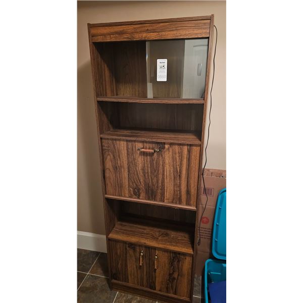 Cabinet C