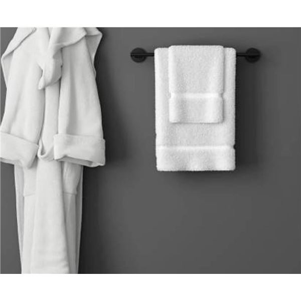 Pfister Fullerton 24" Matte Black Towel Bar