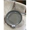 Image 2 : GreenPan Ceramic Nonstick Frying Pan 12 Inch