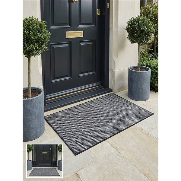 Tribeca Low-Profile Outdoor Door Mat 30 in x 47 in