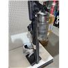 Image 2 : Samsung Jet Cordless Stick Vacuum with Attachments