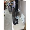 Image 7 : Samsung Jet Cordless Stick Vacuum with Attachments