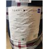 Image 3 : Tommy Hilfiger Queen Comforter Set 3 Pieces Cotton