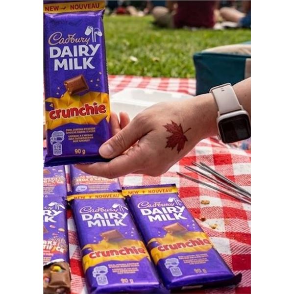 Cadbury Dairy Milk Crunchie Chocolate Bars 11 x 90g
