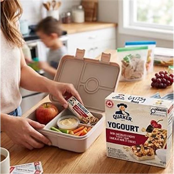 Quaker Yogourt Dark Chocolate Cherry Granola Bars 175g 5 Pack
