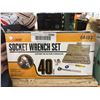 Image 2 : ProGrade 40-Piece Socket Wrench Set SAE and Metric