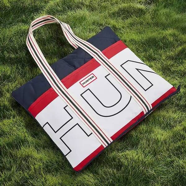 Hunter Water-Resistant Easy Fold Tote Bag