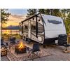 Image 1 : Keystone 22 ft Springdale Travel Trailer with Weight Distribution Hitch
