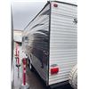 Image 6 : Keystone 22 ft Springdale Travel Trailer with Weight Distribution Hitch