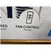 Image 7 : CONTEMPORARY WOOD BLADE PROPELLAR CEILING FAN - NEW, IN BOX/NEVER INSTALLED!
