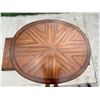Image 4 : VINTAGE SOLID WOOD DOUBLE-PEDESTAL DINING TABLE WITH TWO LEAVES