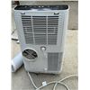Image 10 : SOLEUS AIR 8,000 BTU 3-IN-1 PORTABLE AIR CONDITIONER - WORKS!