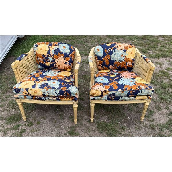 VINTAGE FRENCH COUNTRY STYLE CANED BARREL ARMCHAIR