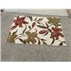 Image 2 : TRANSITIONAL FLORAL ACCENT RUG; 40-IN X 60-IN