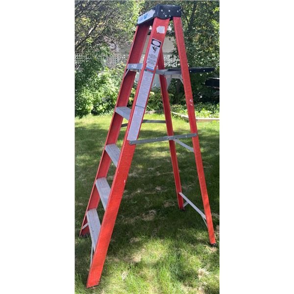 Fibreglass Step Ladder, Six-Foot, Professional Series