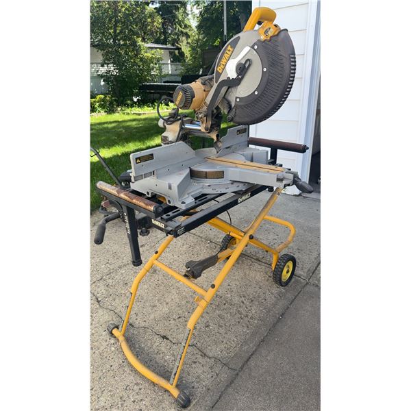 DeWalt DW718 12-Inch Double-Bevel Sliding Compound Miter Saw with Wheeled Stand