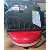 Image 5 : Husky 100 PSI Pancake Portable Air Compressor with Coil Hose
