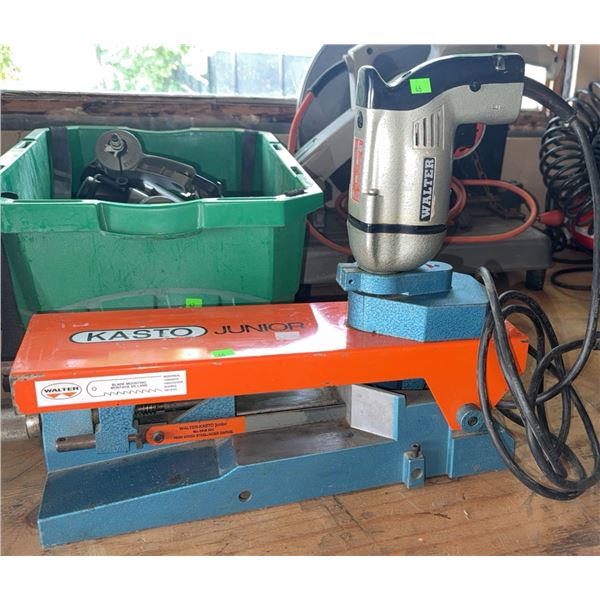 Kasto Junior Metal Cutting Bandsaw. The green tub is not included in this lot.